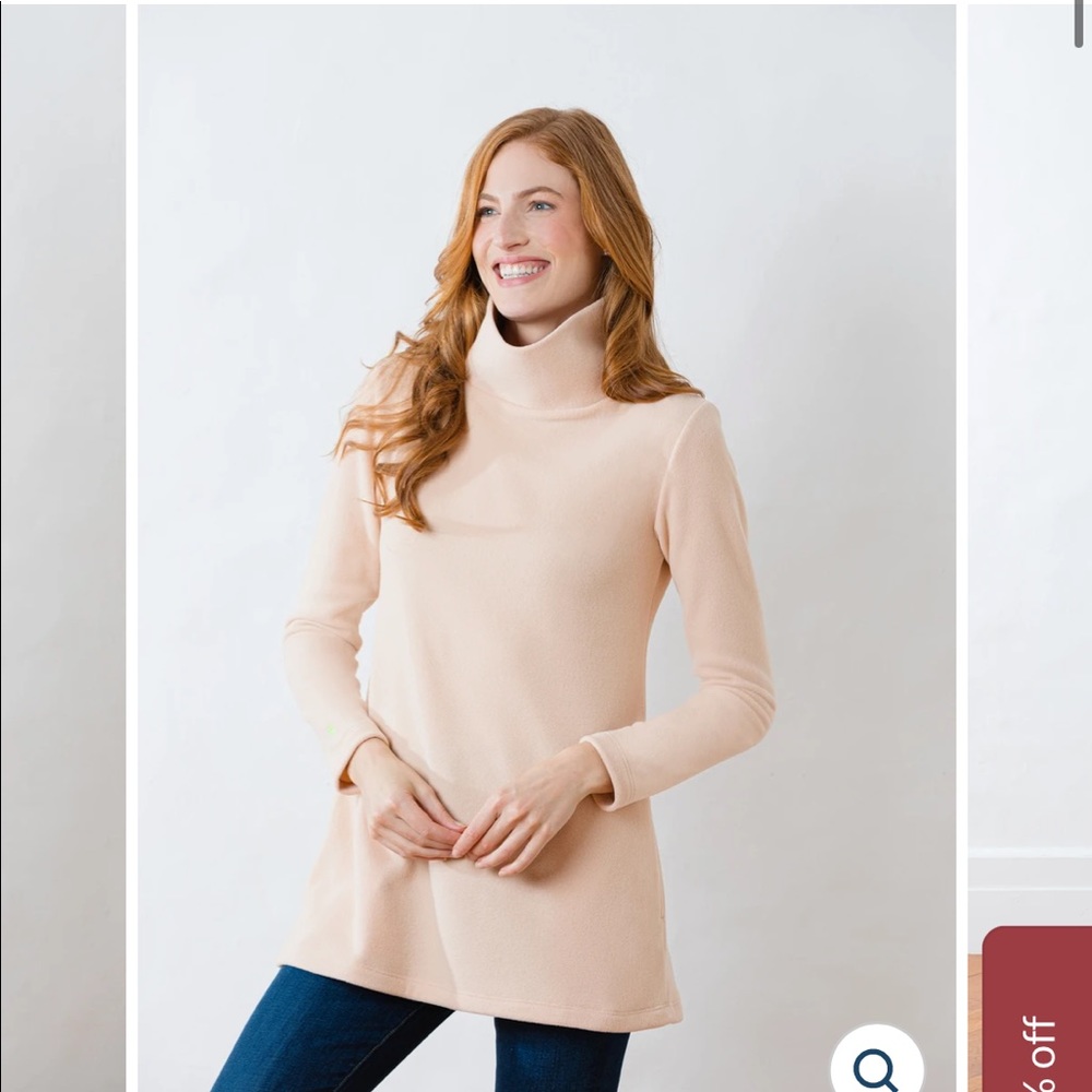 Dudley Stephen’s cobble hill turtleneck fleece XS blush